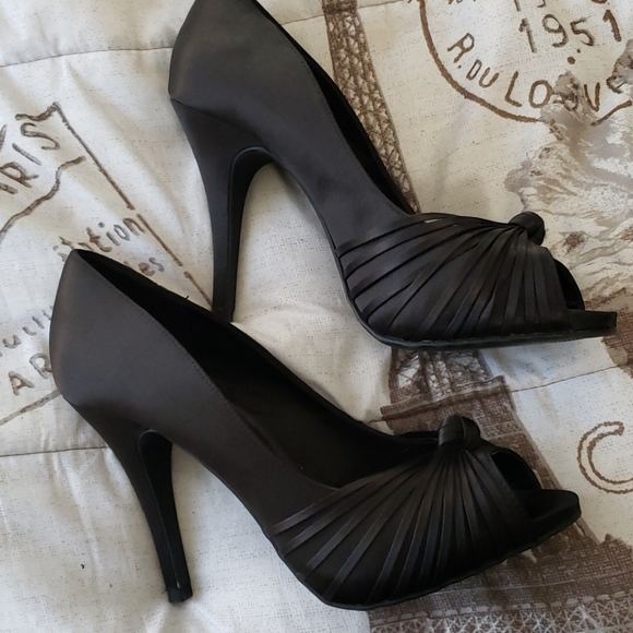 3 for $30 - Picture 9 of 10